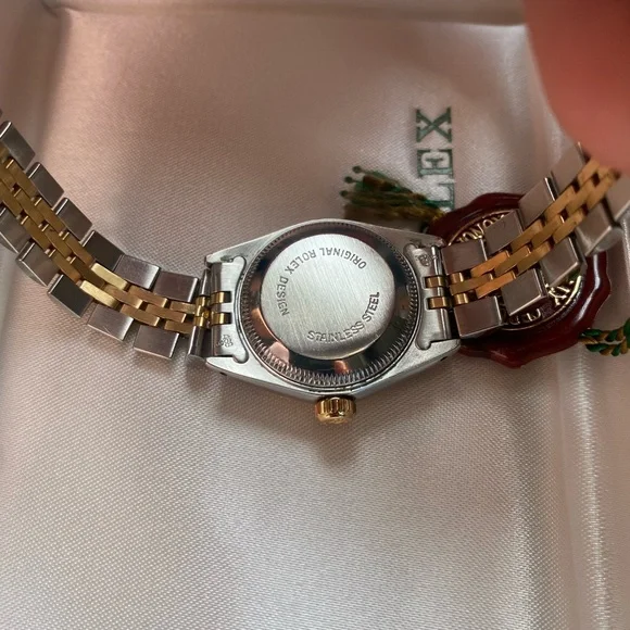 Ladies Rolex - Oyster Datejust - Jubilee Bracelet - Picture 3 of 12